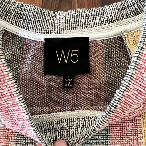 Super pretty vertical striped top - Picture 2 of 8